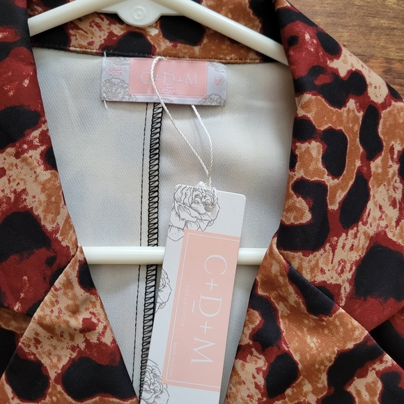 Lightweight Anim Print Blazer NEW WITH TAGS - Picture 2 of 2